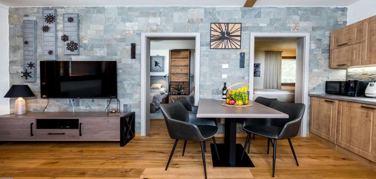 Apartman Stella Mýto pod Ďumbierom Eksteriør bilde